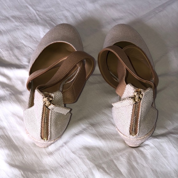 Talbots Two Tone Wedges - Picture 7 of 10